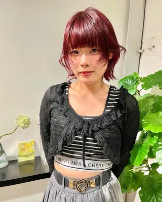 ミディアム カラー ウルフ/似合わせ レイヤー/RIHOのヘアスタイル