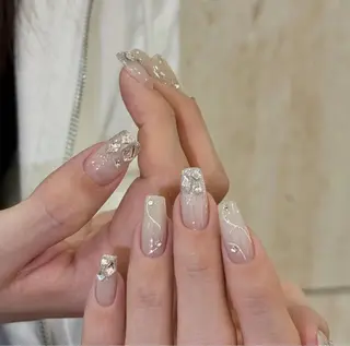 ネイル H&B 楊のネイルデザイン