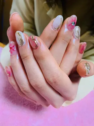 ネイル 池崎 美穂のネイルデザイン