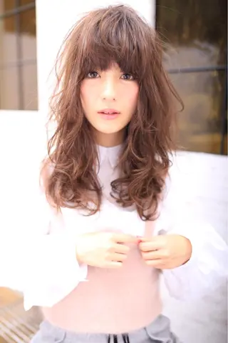 ミディアム セミロング ロング カラー パーマ 緑地公園美容室 neohairのヘアスタイル