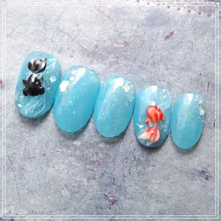 ネイル 山田 麻衣のネイルデザイン