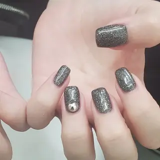 ネイル MOM  原宿店所属・MoM マムネイル原宿のネイルデザイン