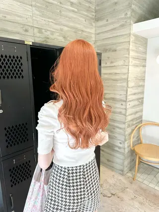 ロング カラー kai .のヘアスタイル