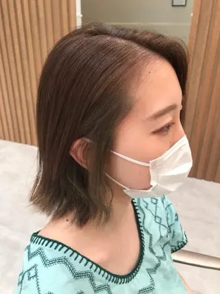 ミディアム カラー 木野田 萌のヘアスタイル