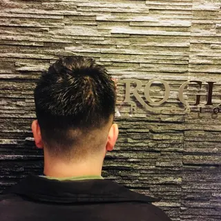 ショート BroTokyo 有楽町アシスタントのヘアスタイル