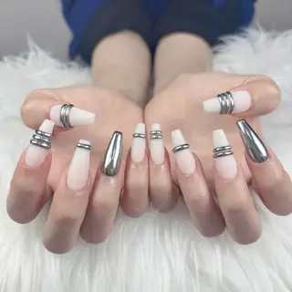 ネイル QUEENSNAIL STUDIOのネイルデザイン