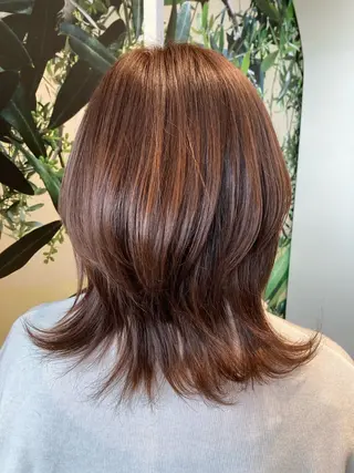 ミディアム カラー 勝間田 のどかのヘアスタイル