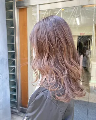 ロング カラー KANUMA SHUTAのヘアスタイル