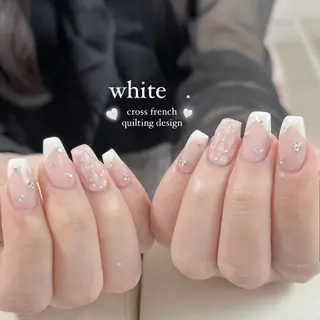 ネイル Larme ［ﾗﾙﾑ］のネイルデザイン