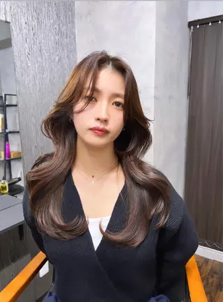 セミロング カラー パーマ ヘアアレンジ メンズ キッズ ネイル マツエク・マツパ アイブロウ レイヤー/顔周り 韓国ヘア森田和貴のヘアスタイル