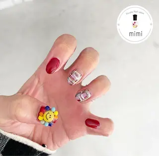 ネイル mimi 高石桃朱のネイルデザイン