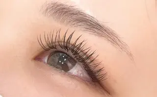 マツエク・マツパ REMIA .のマツエク・マツパデザイン