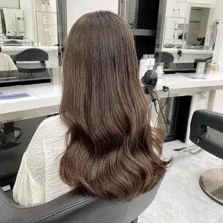 カラー 透明感ベージュ🧁 池袋LAND🤍のヘアスタイル