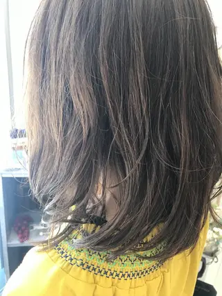 ミディアム カラー パーマ ヘアアレンジ スズキ シオリのヘアスタイル