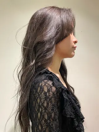 カラー 太田 遙のヘアスタイル