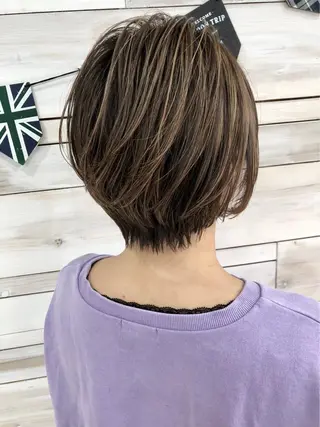 ショート カラー ハッシュカット/ボブ /レイヤー/彩奈のヘアスタイル