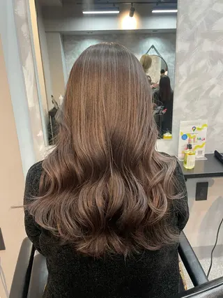 ミディアム ケアブリーチ/ エクステ/レイヤーのヘアスタイル