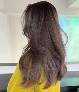 ロング カラー ヘアアレンジ モリシゲ ヒカリ🦕🐬のヘアスタイル