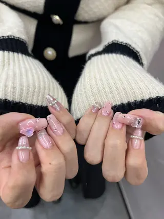 ネイル MISA/ VEUNS BELTのネイルデザイン