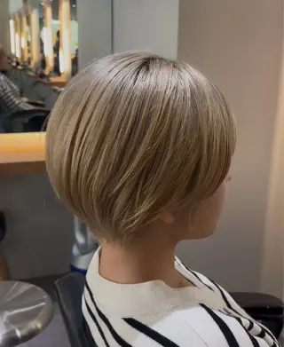 ショート ハイトーン/アレンジ 🎀アオイ🎀のヘアスタイル