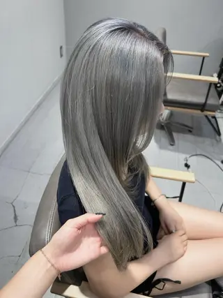 ロング カラー レイヤーカット🐺 ヒナ🩶のヘアスタイル