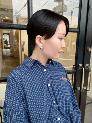ショート カラー 川間 将彦のヘアスタイル