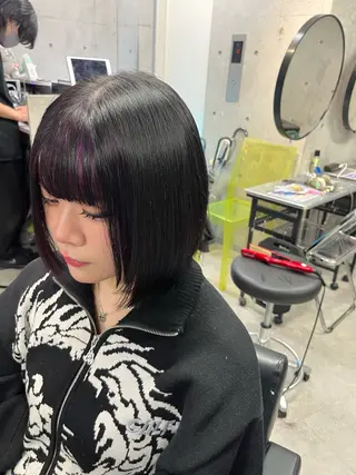 ミディアム カラー ハイトーン/ワンカラ /レイヤー/ウルフのヘアスタイル