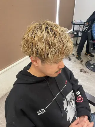 パーマ メンズ 🔵RIKU🟢 髪質改善/縮毛矯正のヘアスタイル