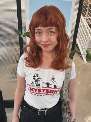 ミディアム カラー tomo🍒パーマ ハイトーン似合わせのヘアスタイル