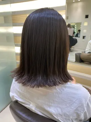 ミディアム カラー 細めハイライト🩶 ボブ/レイヤーカットのヘアスタイル