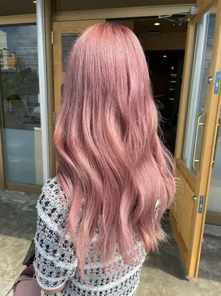 ロング カラー miloc那覇 MIKUのヘアスタイル