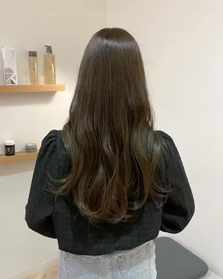 ロング 似合わせ/透明感 /レイヤー/りほ🤍のヘアスタイル