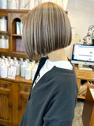 ミディアム カラー YURAGI🌿 SAKIのヘアスタイル