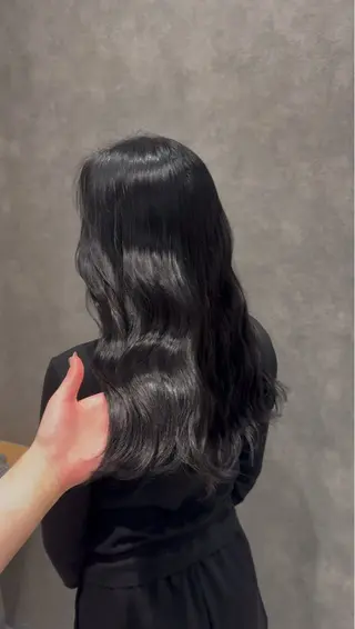 セミロング RAF TOKYO 薬院店所属・福岡／艶髪カラー/ 髪質改善/SAEのヘアスタイル