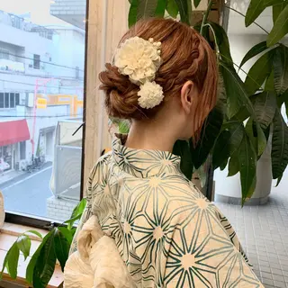 セミロング ヘアアレンジ regalo Acari🍎のヘアスタイル