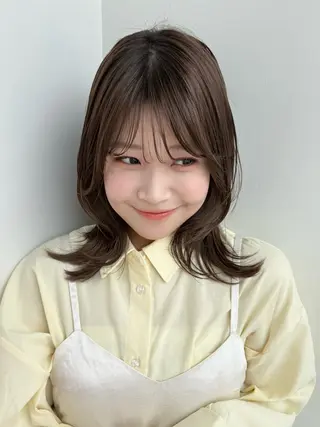 ミディアム 似合わせ/透明感 /レイヤー/りほ🤍のヘアスタイル