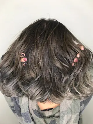 ミディアム カラー どんな髪の悩みも解決 します✨田嶋俊一✨のヘアスタイル