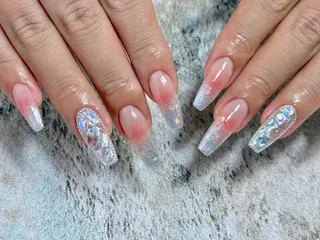 ネイル Rola kira nail salon所属・麗 レイのネイルデザイン