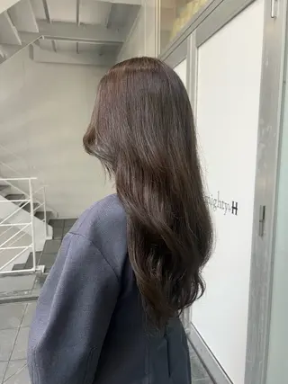 セミロング 栄　mighty by H所属・田中 蘭菜のヘアスタイル