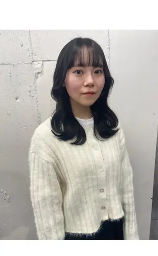 ロング レイヤー・ブリーチ kiyotoshiのヘアスタイル