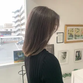 ミディアム カラー 袴田 伊代のヘアスタイル