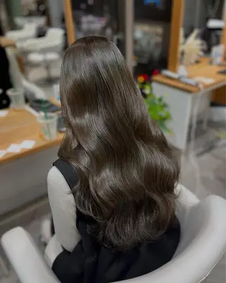 ロング カラー AVANCE 広島本通り店所属・森 千聡のヘアスタイル