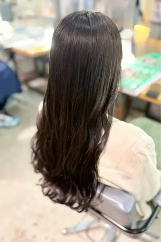 ロング カラー 菊地 紗矢のヘアスタイル