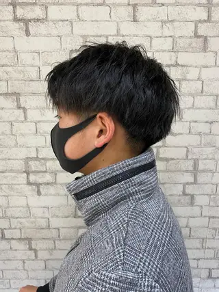 ショート ヘアアレンジ メンズ ブリーチなし艶カラー 東家のヘアスタイル