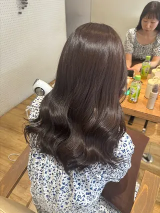 カラー ミディアムカット／ おがわゆいり౨ৎ˚⟡のヘアスタイル