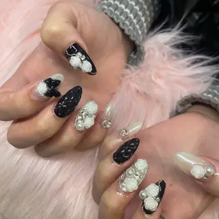 セミロング HANA まいさのネイルデザイン