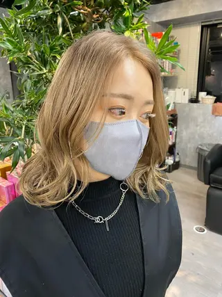 ミディアム 【.ico】心斎橋 飛田ゆうきのヘアスタイル