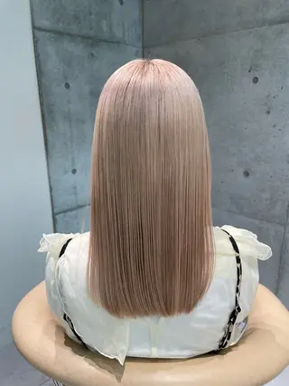 セミロング shion 透明感カラーのヘアスタイル