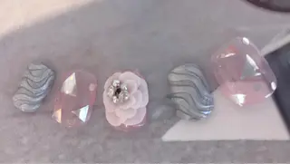 ネイル ネイル ティアラのネイルデザイン