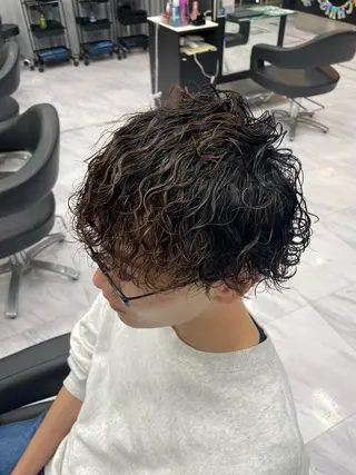 パーマ メンズ 🐥くまがい💛 ダブルカラー／パーマのヘアスタイル